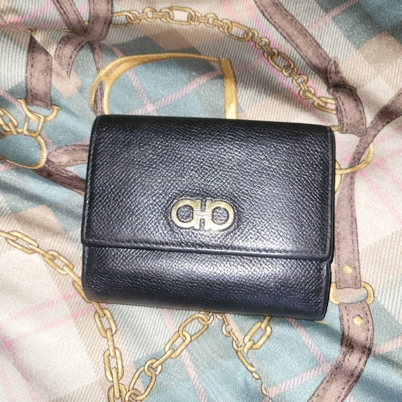 🔥 Ferragamo Wallet Unisex - Picture 8 of 8